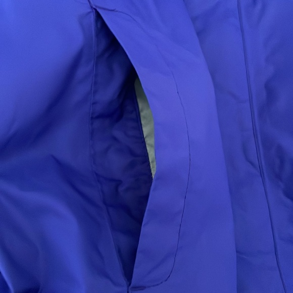The North Face Kids Jacket - Blue - Picture 9 of 11